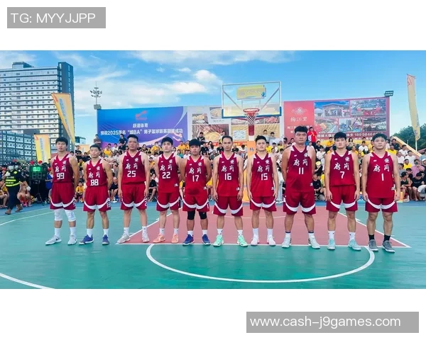 激情四溢的篮球对决让观众热血沸腾的一场精彩比赛回顾